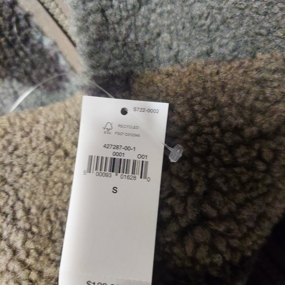 Brand New Men's Camo Fleece Pullover - Picture 2 of 3